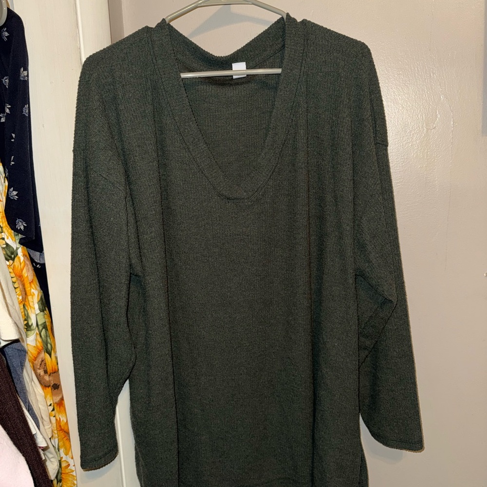 Old Navy long sleeve sweater